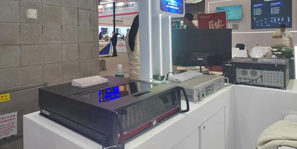 華北工控現(xiàn)場重點展示了集成Intel高性能處理器設備